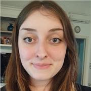 Laureanda offre lezioni di inglese per studenti dalle elementari alle superiori